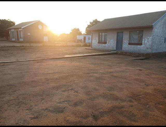 2 BEDROOM HOUSE FOR SALE IN SOSHANGUVE GG